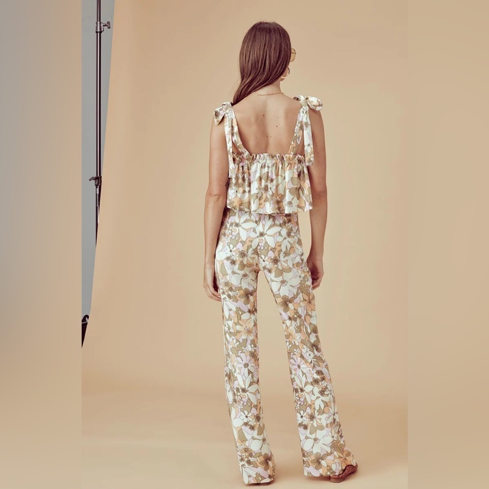 HP5💫 Renata High Waisted Floral Pants - Picture 4 of 11